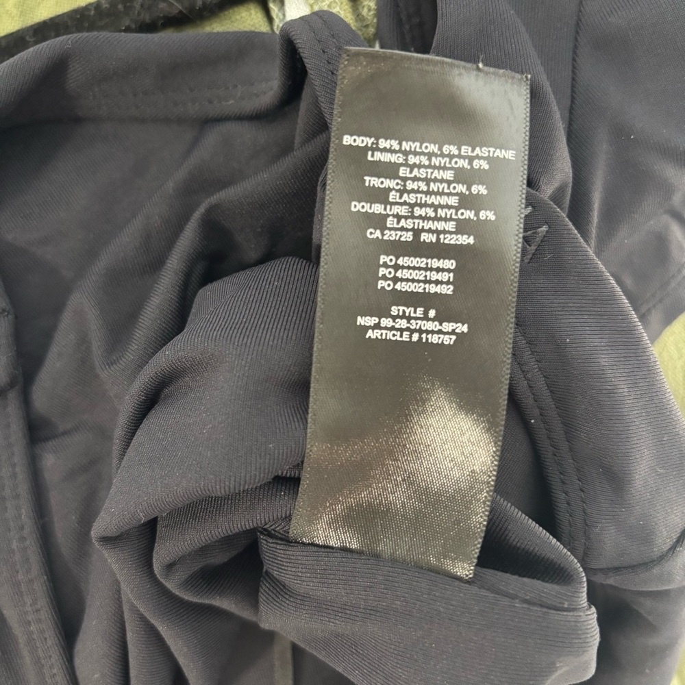 Aritzia Original Contour Squareneck Bodysuit - Picture 11 of 11